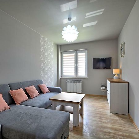 Apartament Dworcowa 4 Lägenhet Ustrzyki Dolne Exteriör bild